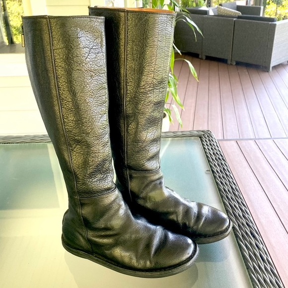 TRIPPEN. Boots. Rugged, Hi Quality Leather from famous German Leather Company ! - Picture 16 of 16